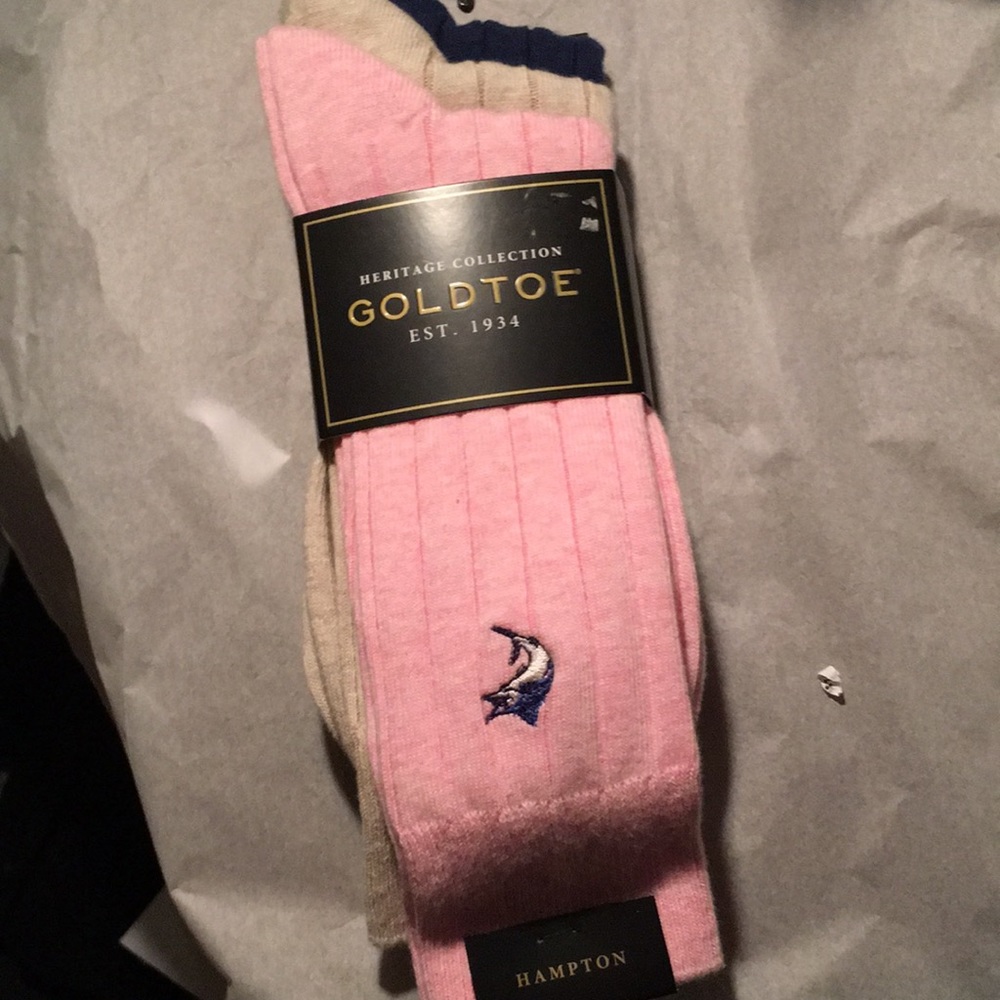 3 pack moisture control socks.